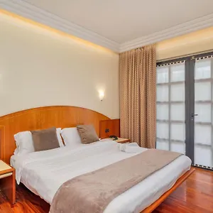 Hotel Prestige, Ornago